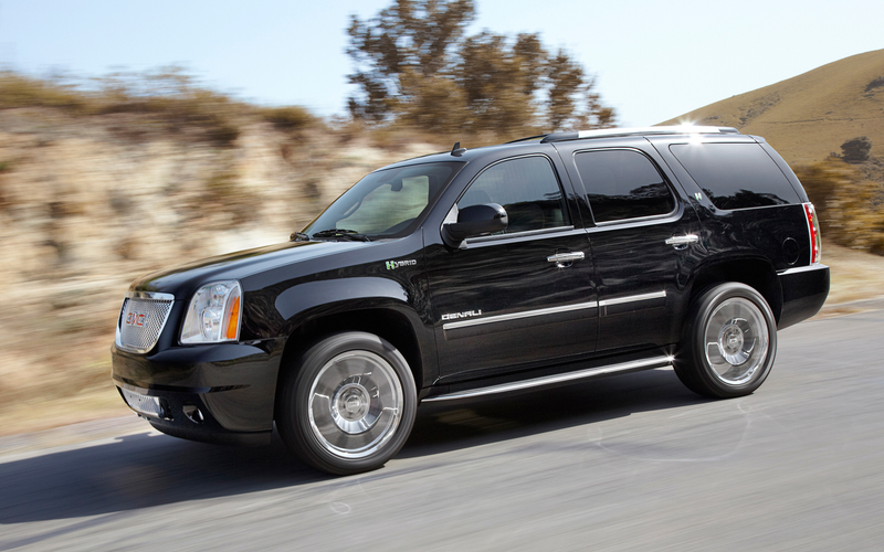 Illustration for article titled The Lamentable Fate Of The Full-Size Hybrid SUV